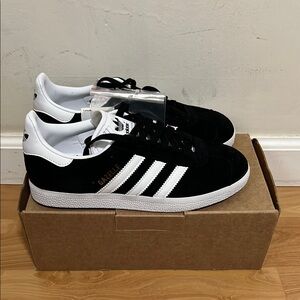 Adidas Originals Gazelle sneakers in black